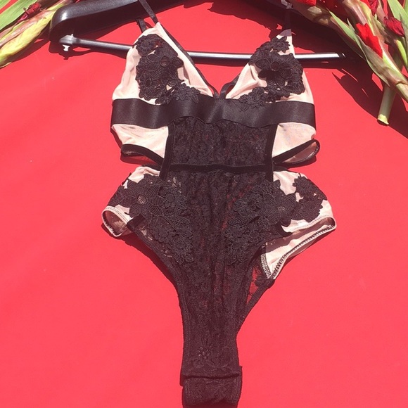 kanji Other - Lace Bodysuit NWOT WIFEY Size Small